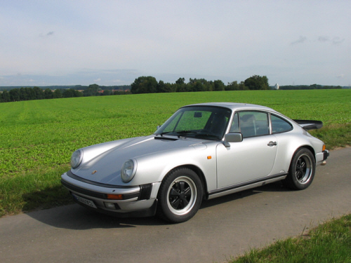 a porsche 911