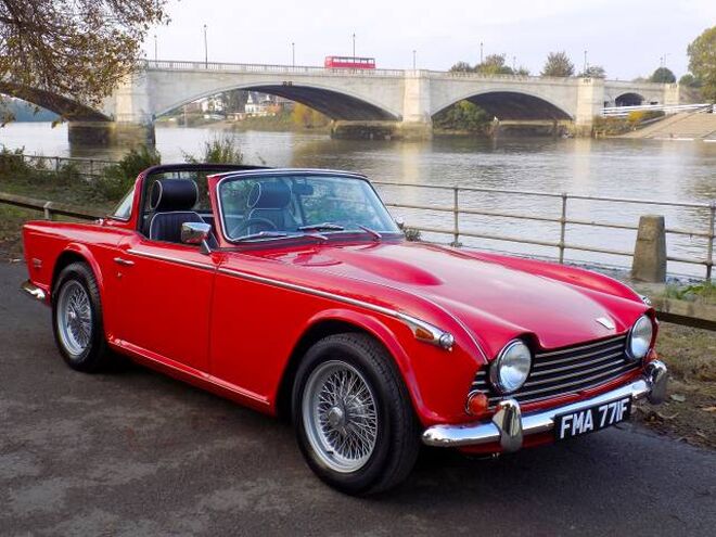 a triumph tr250