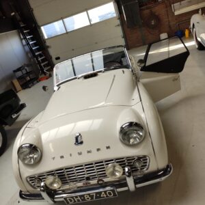 a triumph tr3